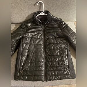 Zara leather jacket (Chic and casual real leather puffy jacket)